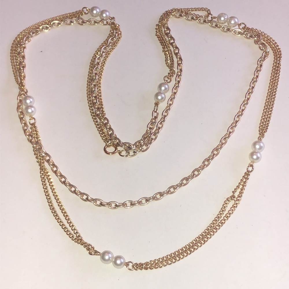 Elegant Gold Tone and Faux Pearl Boho Necklace